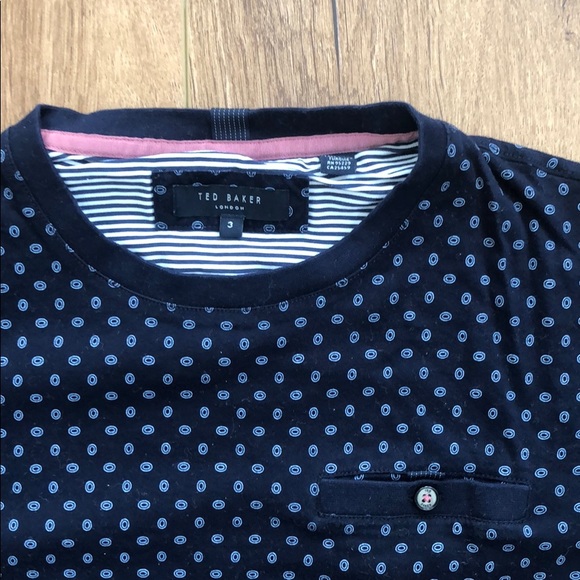 Ted Baker tshirt - Picture 2 of 4